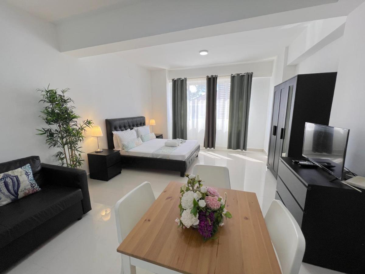Vacation Studios With Rooftop Pool, Beach Club, Spa, Restaurants - Ducassi Collection - Playa Los Corales Punta Cana Exterior photo
